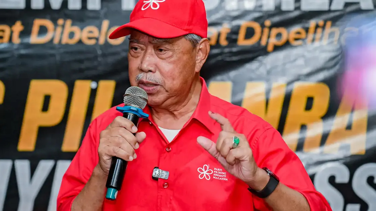 Muhyiddin Defends Bersatu's Electoral Involvement After Khaled's 'Meddling' Criticism