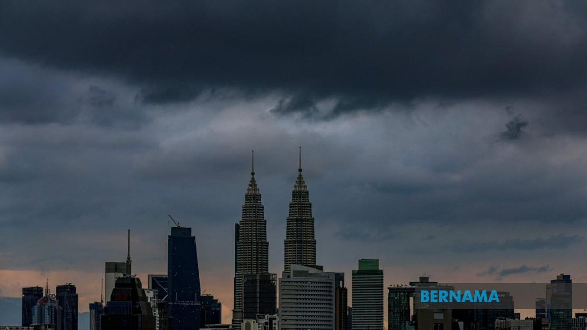 Severe Weather Alert: Thunderstorms and Heavy Rain to Batter 12 States Until Evening