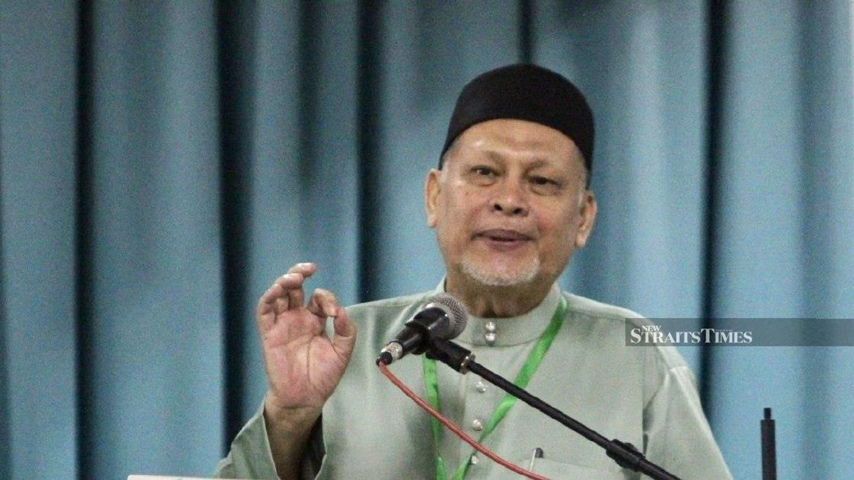 PAS Warns of Emerging Political Threats to Youth Vote as GE16 Looms