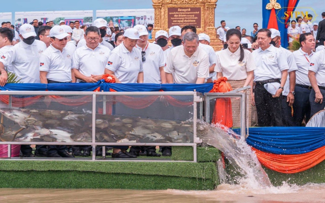 Cambodia's PM Hun Manet Mobilises Military to Combat Illegal Fishing and Protect Marine Stocks