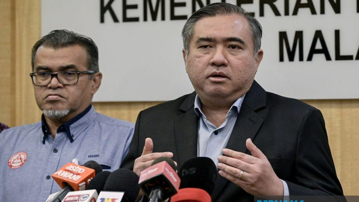 Malaysia Does Not Meddle in Port Leadership Appointments, Says Transport Minister Loke