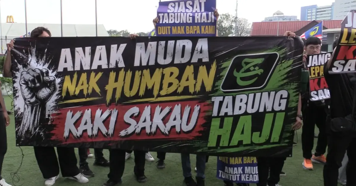 Melaka PKR Members Stage Protest at Party Congress, Call for Urgent Tabung Haji Investigation