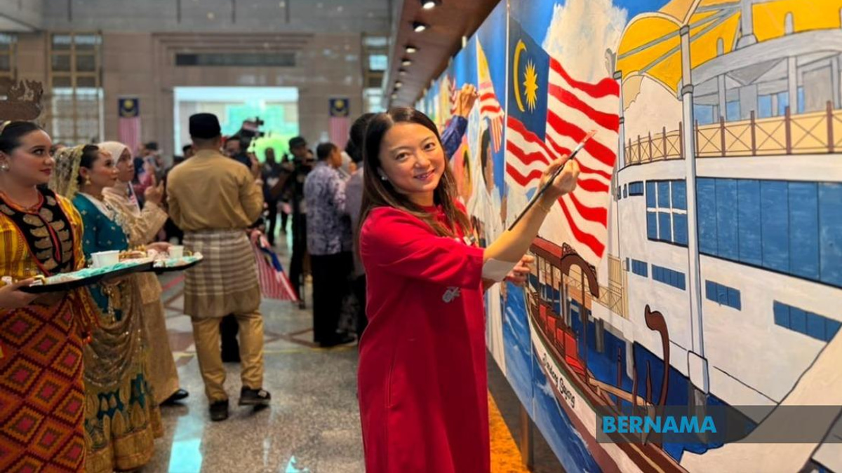 Over 60,000 National Flags Distributed Across Federal Territories for HKHM 2026
