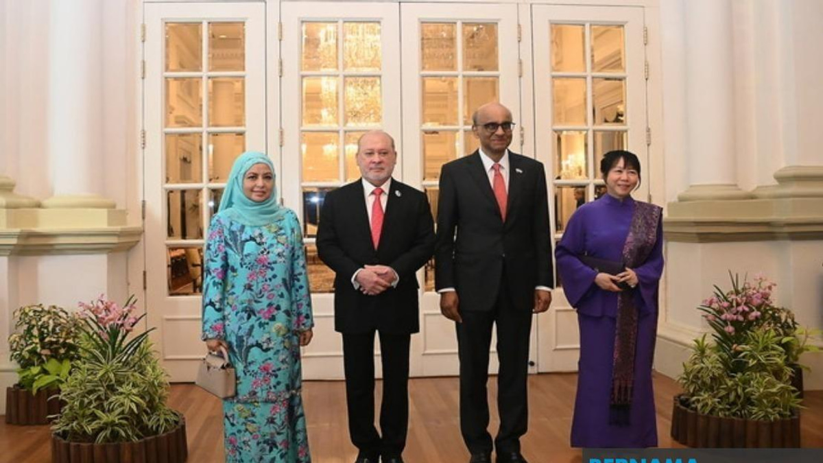 Singapore's President Tharman Signals Deeper Ties With Malaysia, Beyond Transactional Partnerships