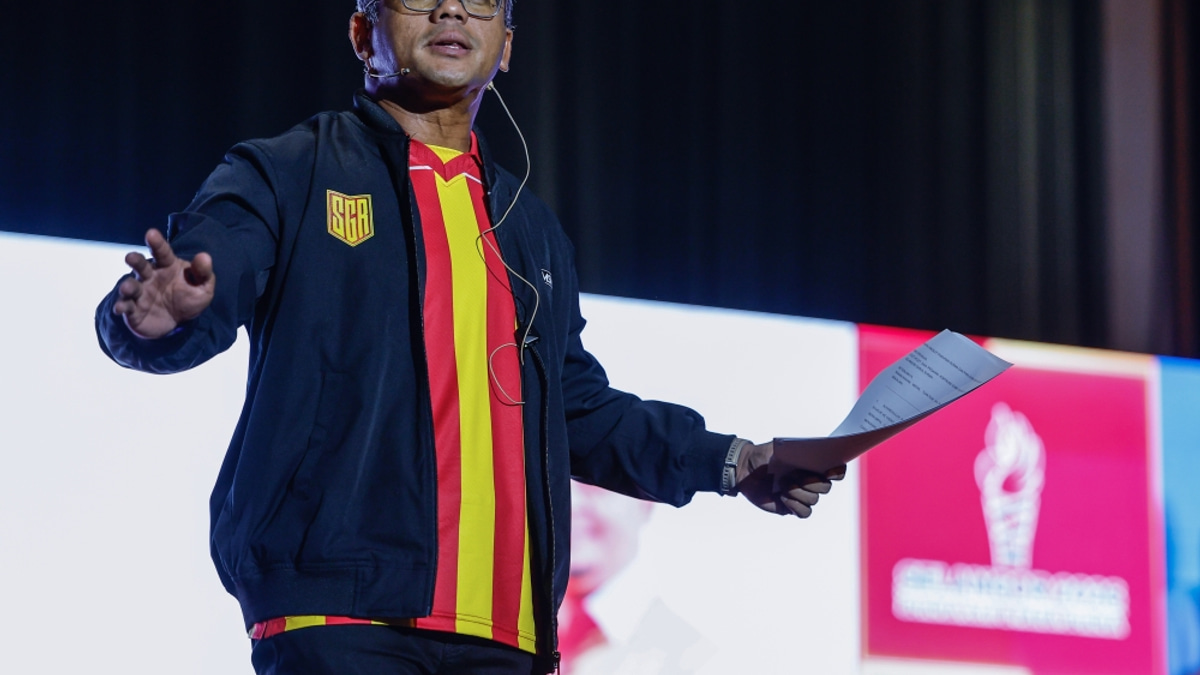 Selangor Menteri Besar orders crackdown on illegal settlements in Setia Alam