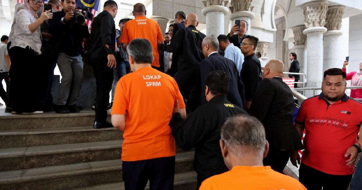 Two Senior Government Officials Due in Court for Remand Hearing