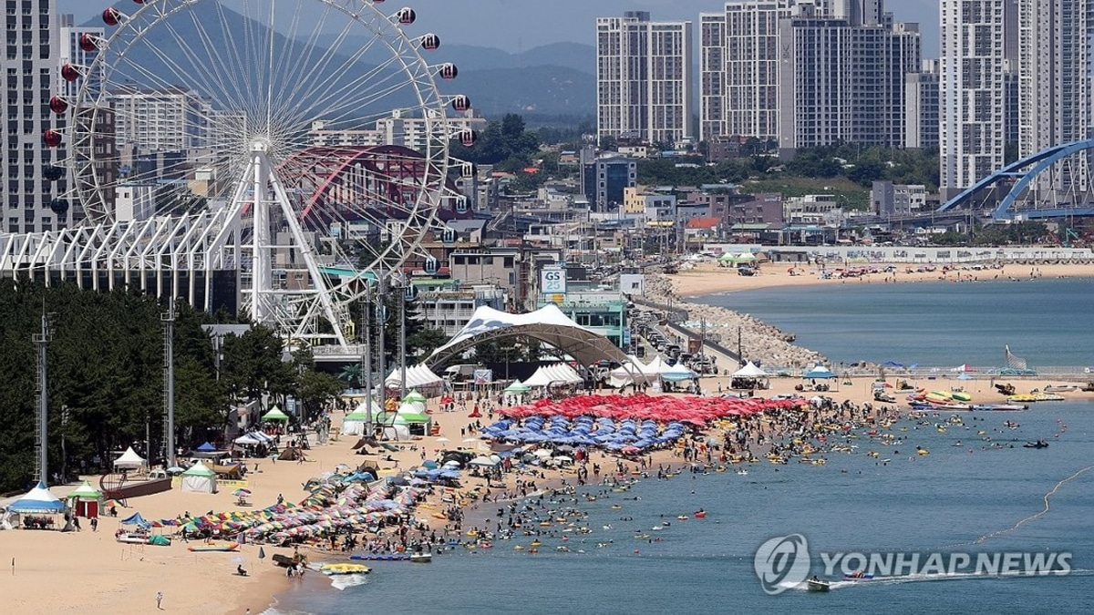 South Korea Swelters as Heat Breaks 120-Year Record, Threatening Vulnerable Populations