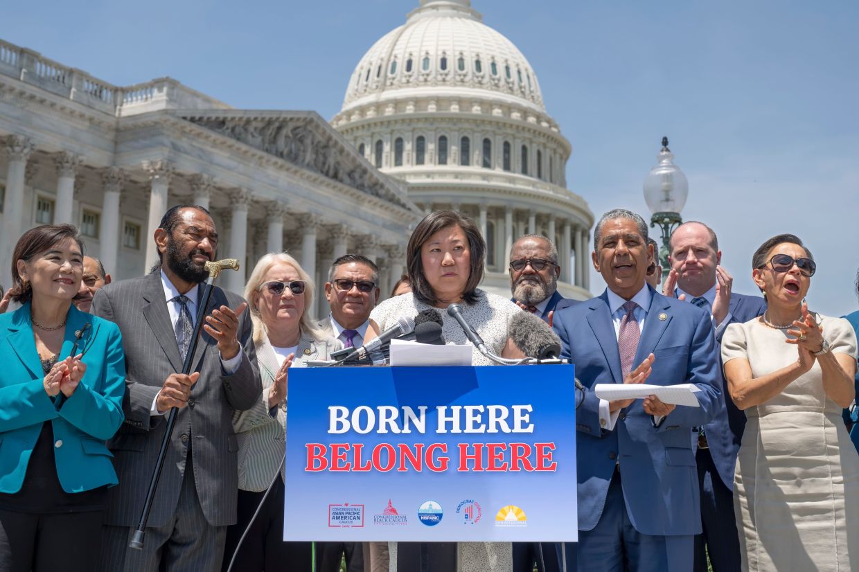US Supreme Court blocks Trump's attempt to end birthright citizenship