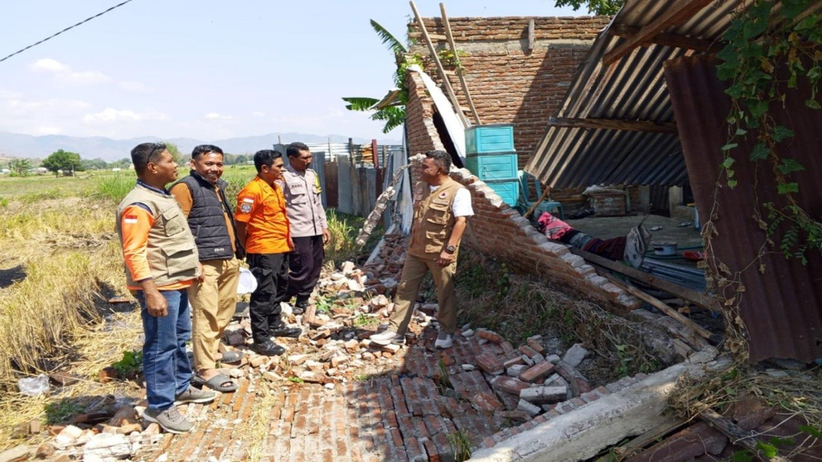 Flores Earthquake: 2,000 Residents Evacuated as Aftershocks Continue Across Indonesian Province
