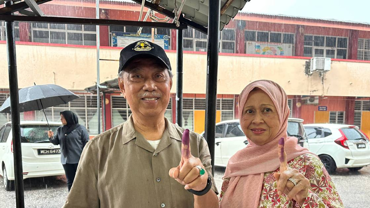 Johor State Election Pushes for Strong Turnout as Bersatu Battles Wet Weather