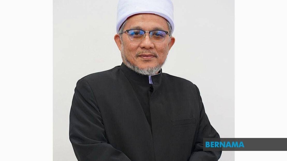 Pahang Reaffirms Sultan's Directive to Strengthen Mosques and Suraus