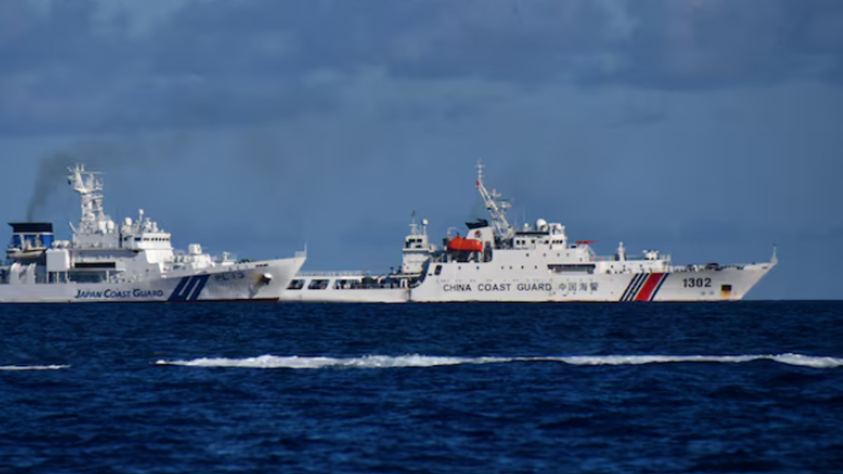 Japan Expels Chinese Coast Guard Ships from Waters Near Senkaku Islands