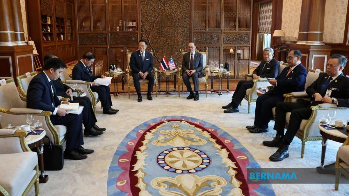 Malaysia Advocates Dialogue Path for Myanmar Crisis as Anwar Hosts Thai Premier