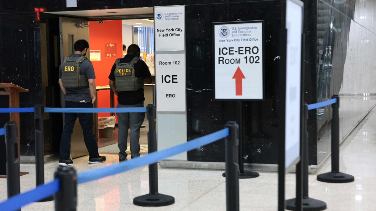 Johns Hopkins researcher detained by US immigration agents at airport amid surge in travel arrests