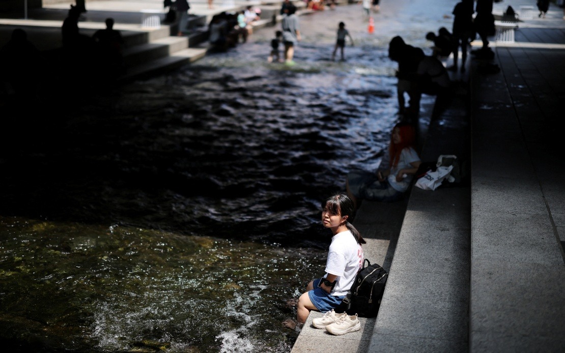 Seoul Issues First-Ever Highest Heat Warning as Temperature Soars to 38°C