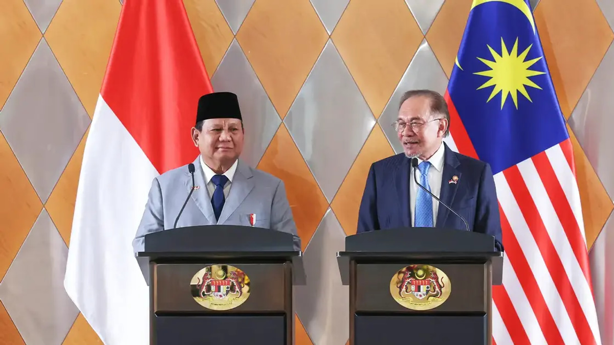 Anwar Urges Prabowo to Intervene in Felda's RM2 Billion Eagle High Stake