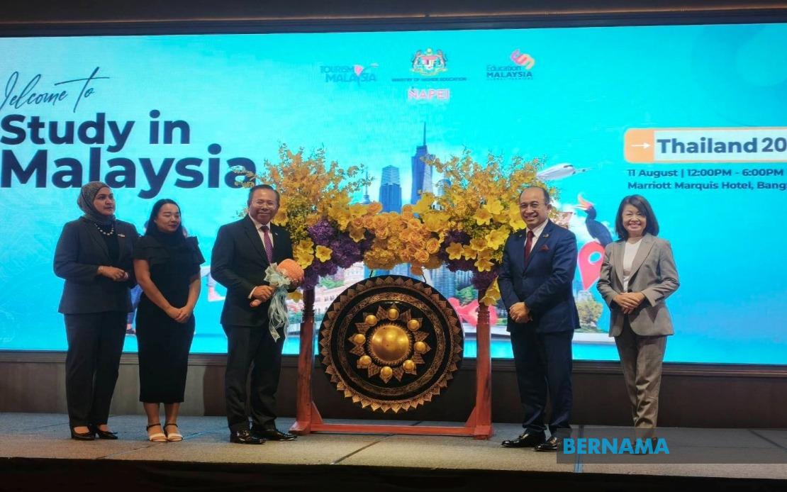Malaysia Ramping Up Recruitment of Thai Students With Scholarships and Graduate Work Visas