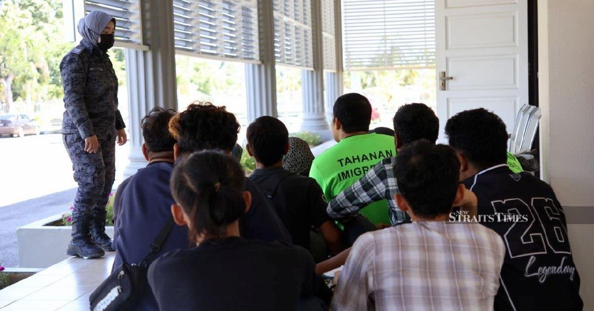 Ten undocumented migrants face charges in Pasir Mas for overstaying and illegal entry