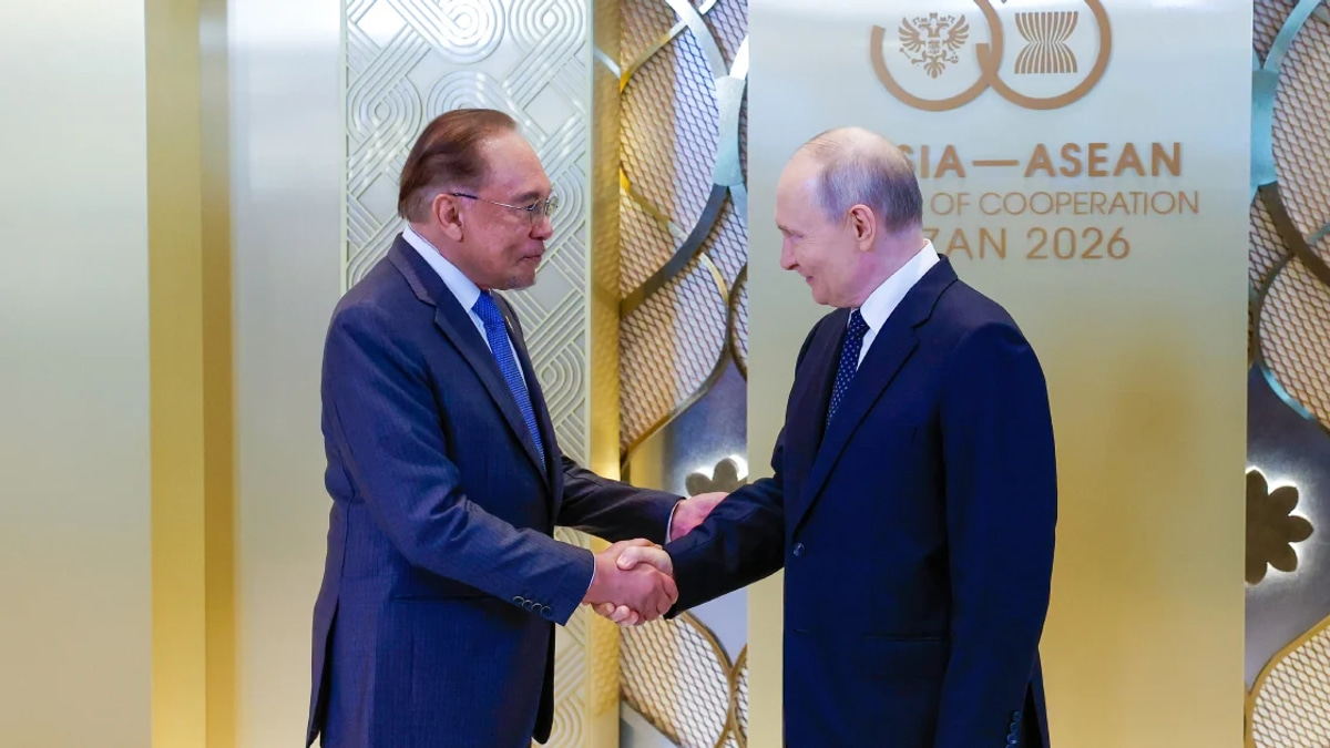 Putin pledges lasting energy commitment to Malaysia as Anwar pursues strategic partnerships