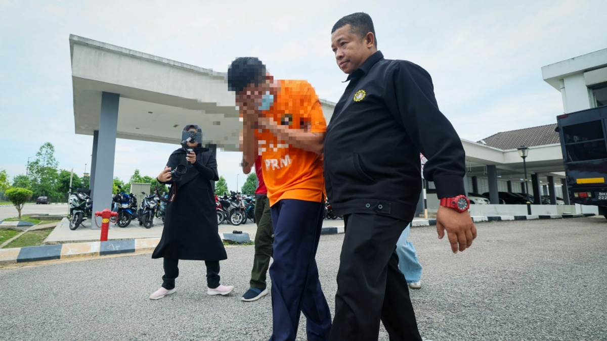 Kelantan Police Chief Held for Week as Anti-Corruption Agency Investigates RM500 Bribe Allegation