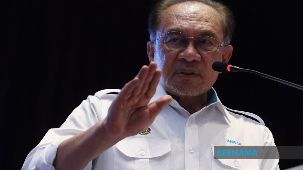 Malaysia's Civil Service Driving Rise in Global Competitiveness Rankings