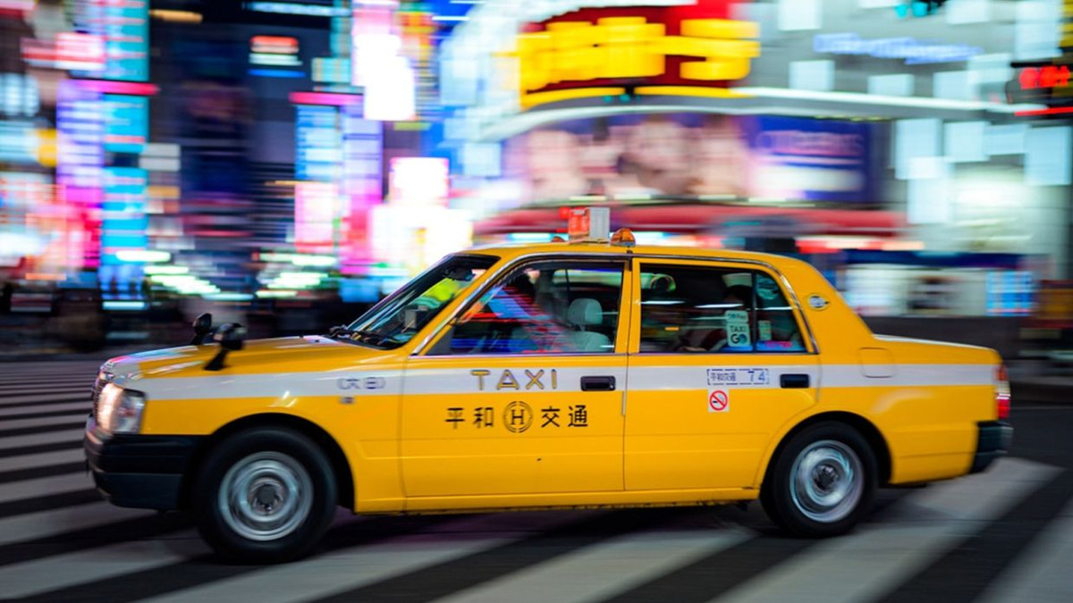 Chinese businessman arrested in Tokyo for running illegal taxi operation targeting tourists