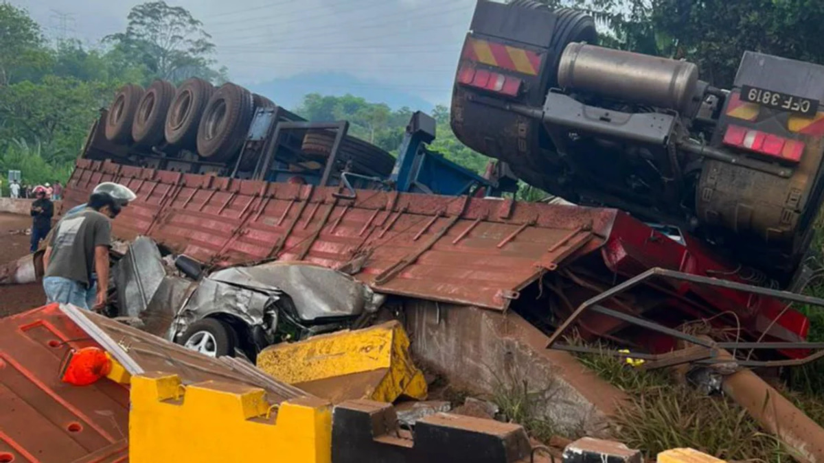 Bentong Trailer Driver Released on Bail Following Deadly Karak Expressway Collision