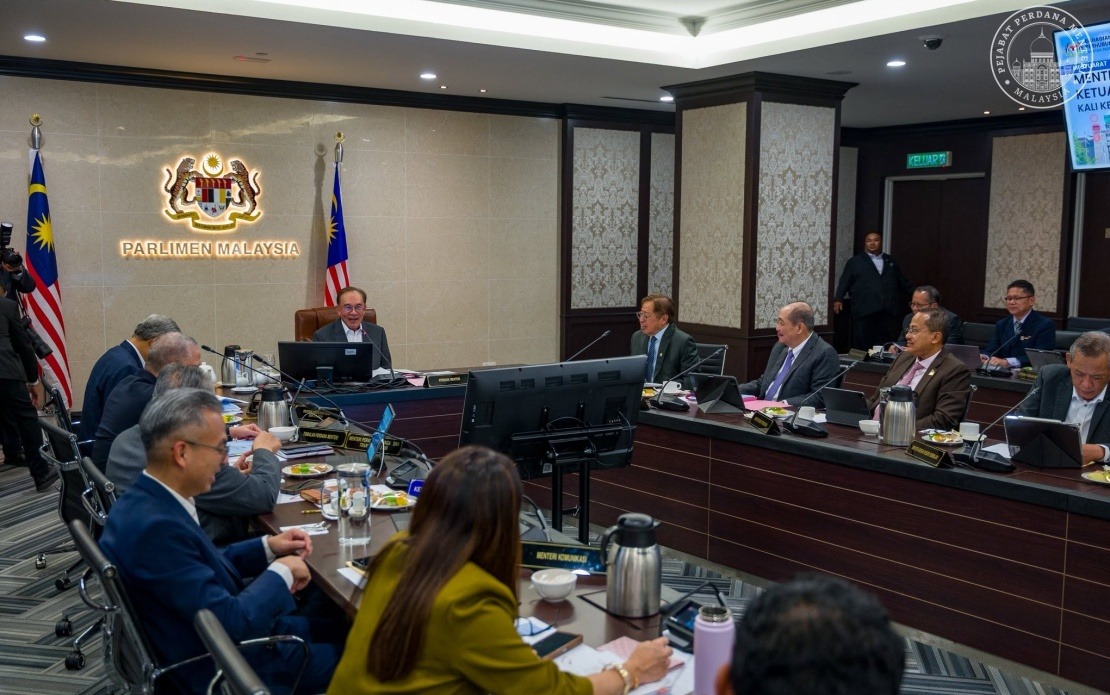 State Leaders Convene on Economic Revival Amid Global Uncertainties