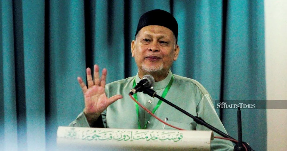 PAS Rebukes Muhyiddin's Unilateral Decision on Perikatan Nasional Logo Use