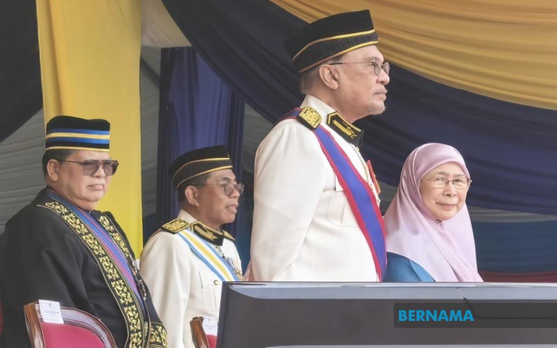 PM Anwar Calls On Malaysians To Honour Security Forces' Sacrifice During National Warriors' Day