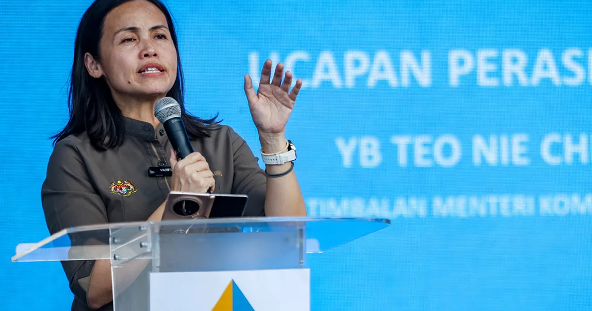 DAP Deputy Minister Teo Says Fake Accounts Spreading Gang-Related Allegations Against Her