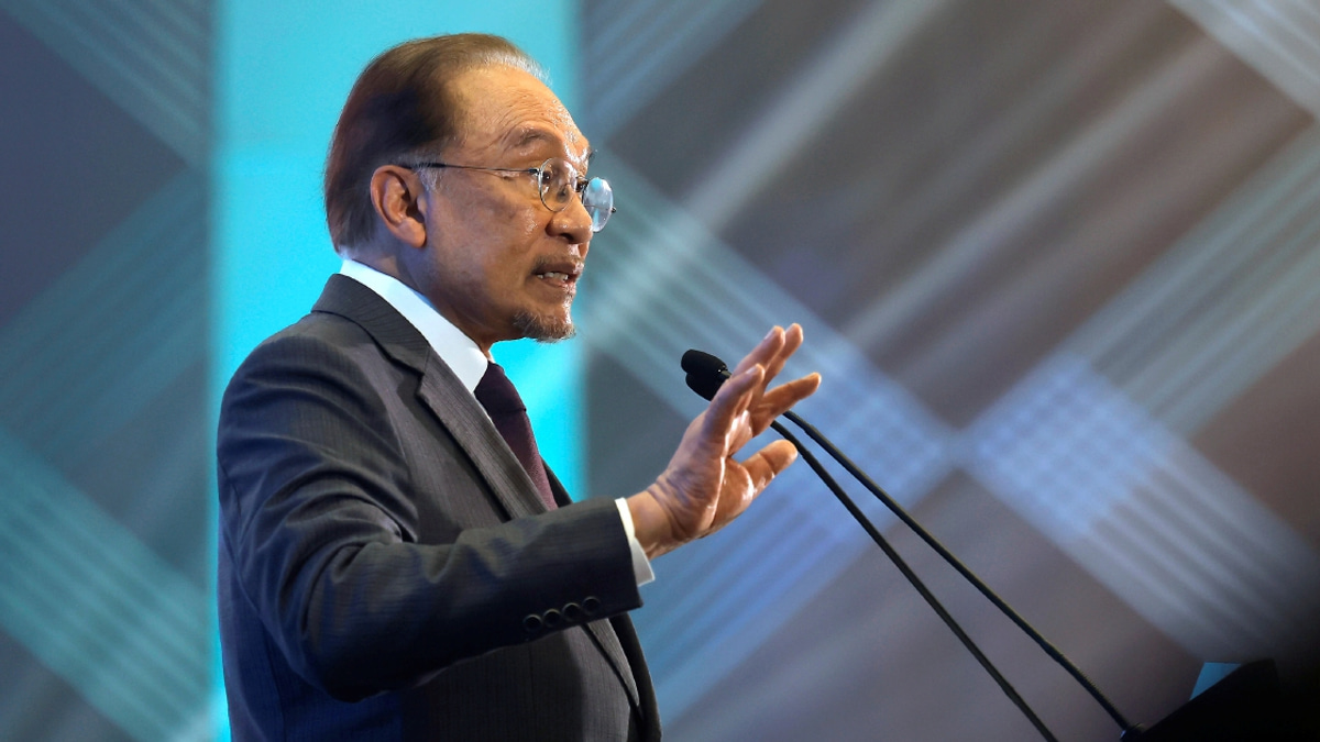 Malaysia's Formula 1 Return Signals Readiness to Host World-Class Events, Says Anwar