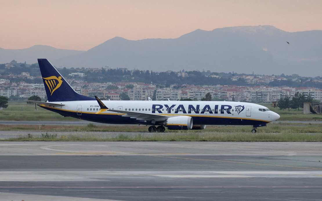 Engine Failure on Ryanair Flight Smashes Window, Nearly Sucks Passenger Out
