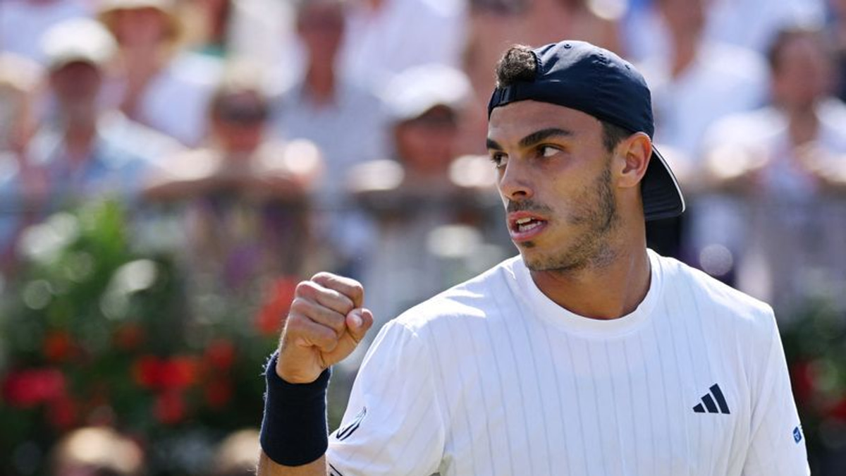 Cerundolo Captures Queen's Club Crown in Epic Battle with Paul