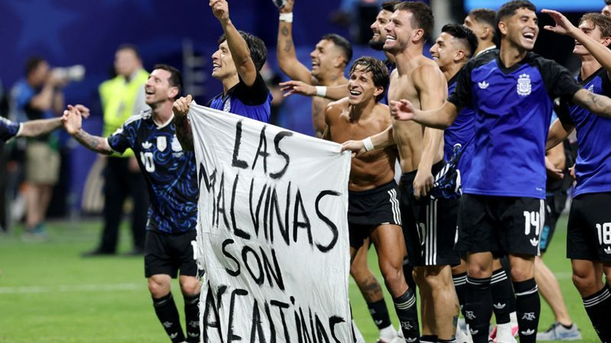 FIFA Opens Disciplinary Case Against Argentina Over Falklands Banner at World Cup