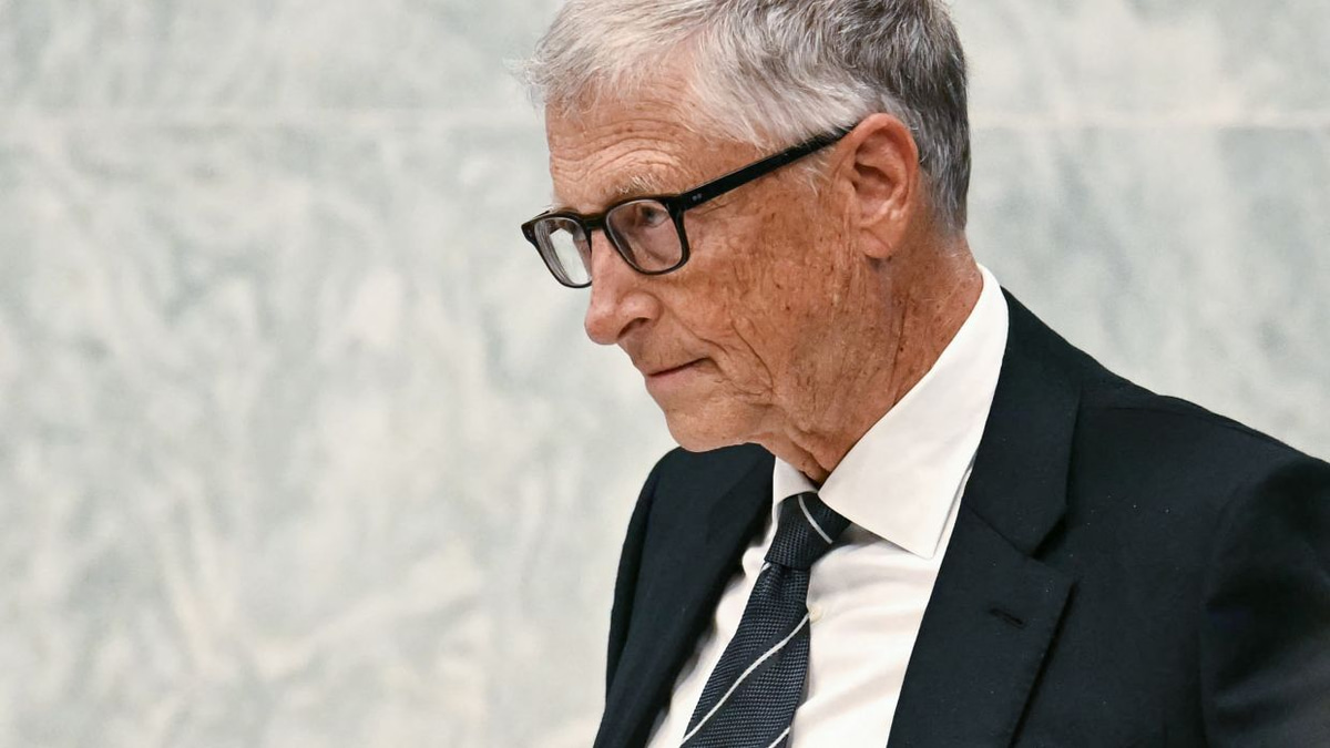 Bill Gates Sounds Alarm on AI Readiness Crisis, Warning of Job Losses and Societal Disruption