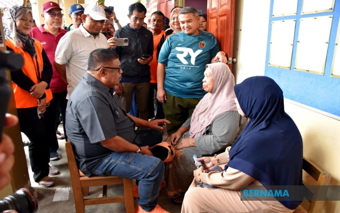 Melaka Chief Minister Commits to Ending Three Decades of Flooding in Tanjung Minyak
