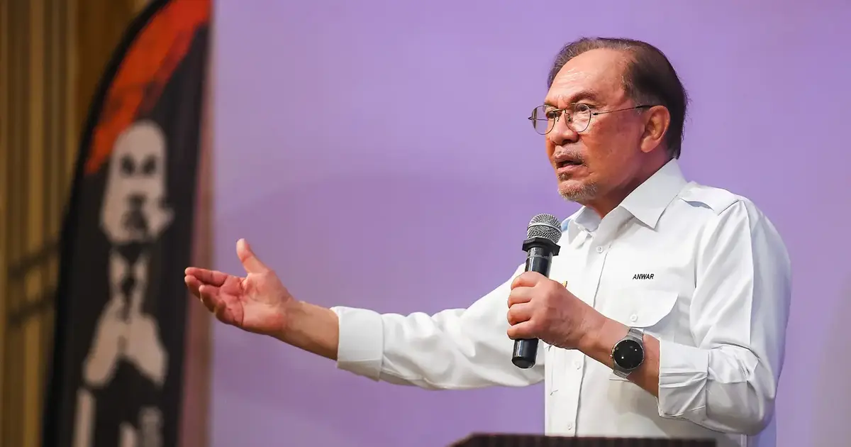 Anwar Claims 'Free Najib' Movement Forced Pakatan Harapan Into Johor Contest