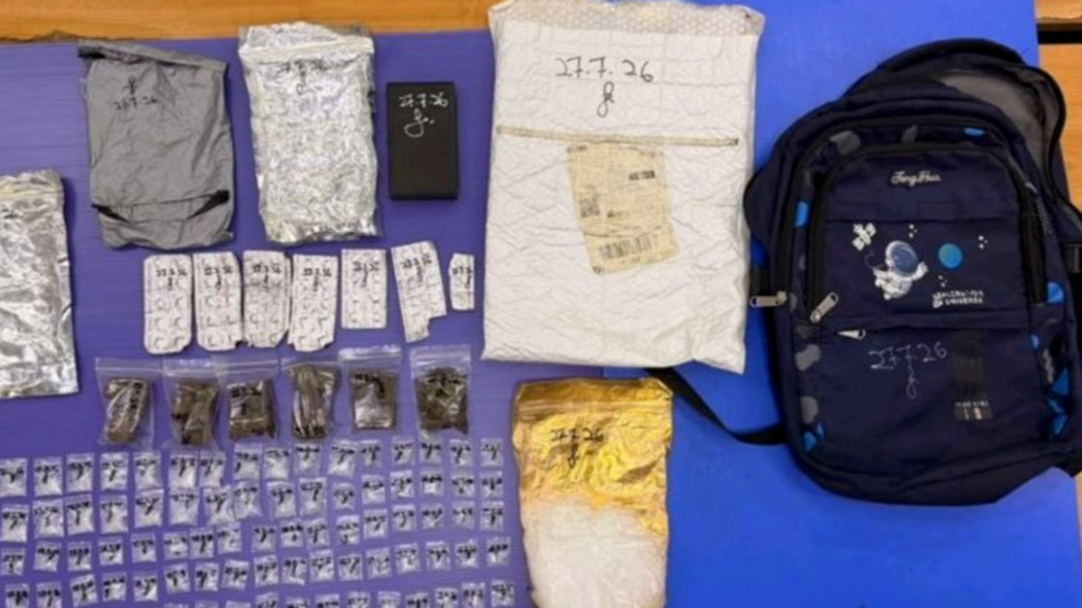 Nearly RM100,000 seized after suspected drug dealer's arrest in Bera