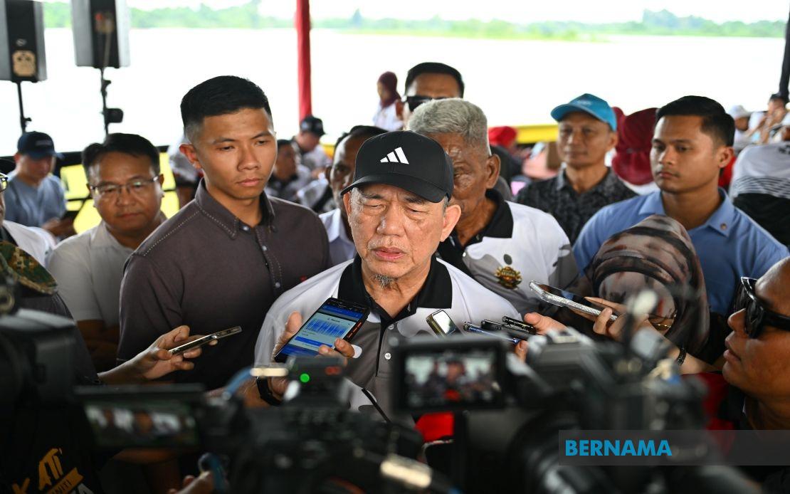 Malaysia's Energy Supply Secure Despite Strait of Hormuz Tensions, Says Deputy PM Fadillah