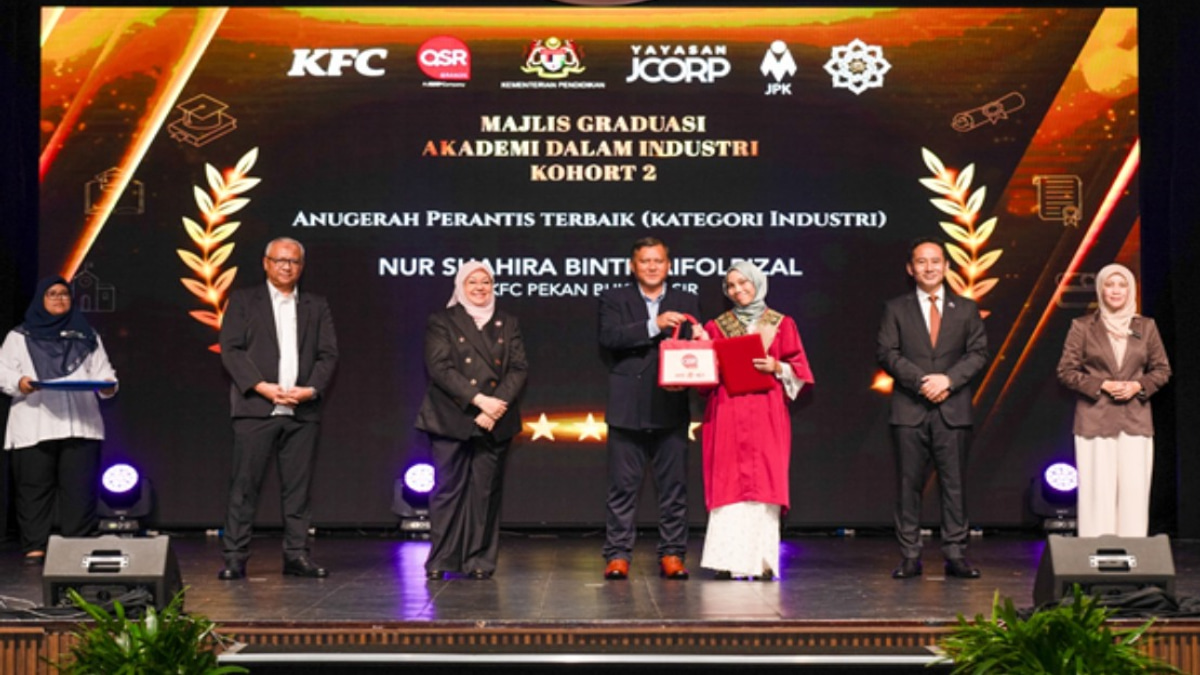 QSR Brands and Yayasan JCorp Graduate 37 Skilled Workers Through Industry-Education Partnership