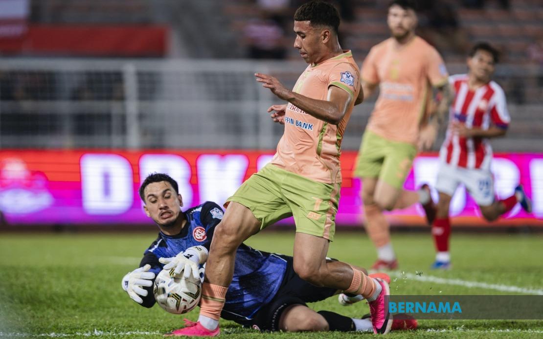 KL City's Crisis: Dollah Faces Unprecedented Squad Collapse in Super League Opener