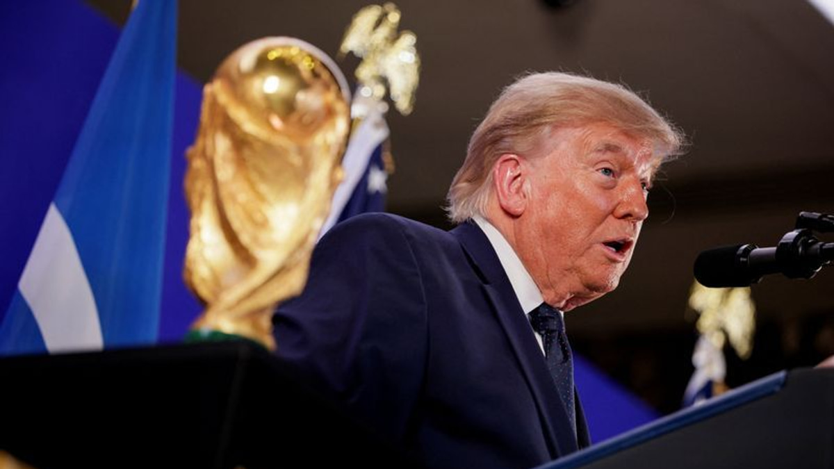 Trump Returns to World Cup Centre Stage as Tournament Wraps Up