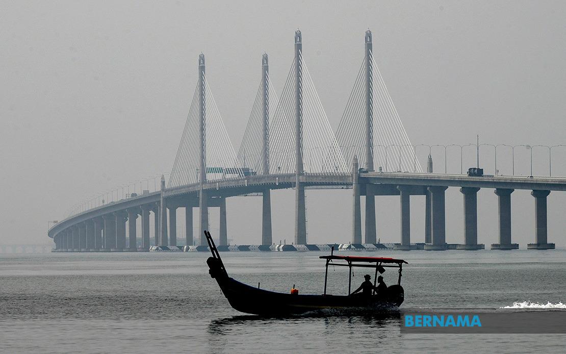 Penang Seeks Balanced Solution to Fishing Restrictions Under Two Major Bridges