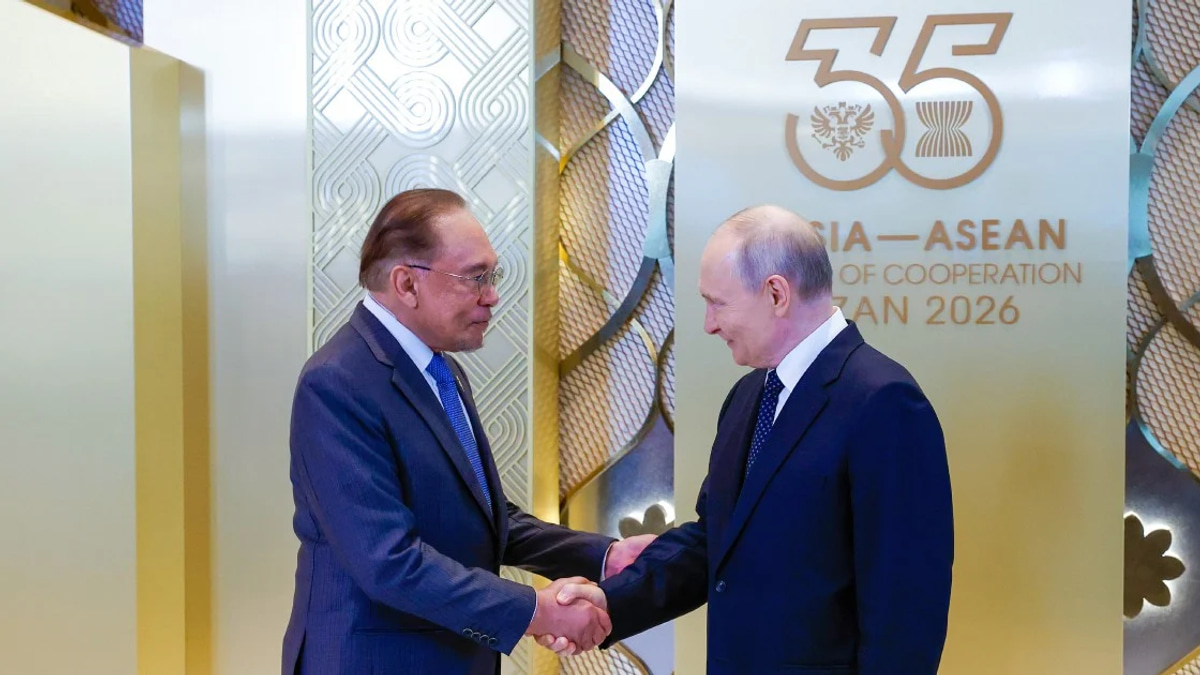 Anwar, Putin chart closer Malaysia-Russia ties through energy and currency deals
