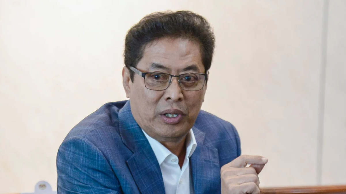 MPs demand transparency as Azam Baki shareholding row deepens