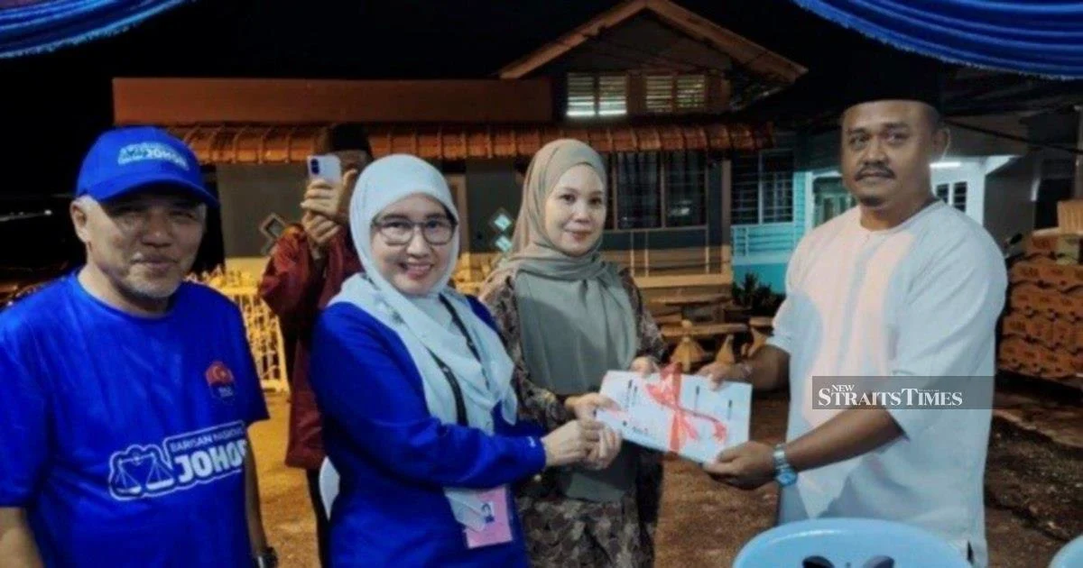 Umno gains 200 defectors as Johor election looms