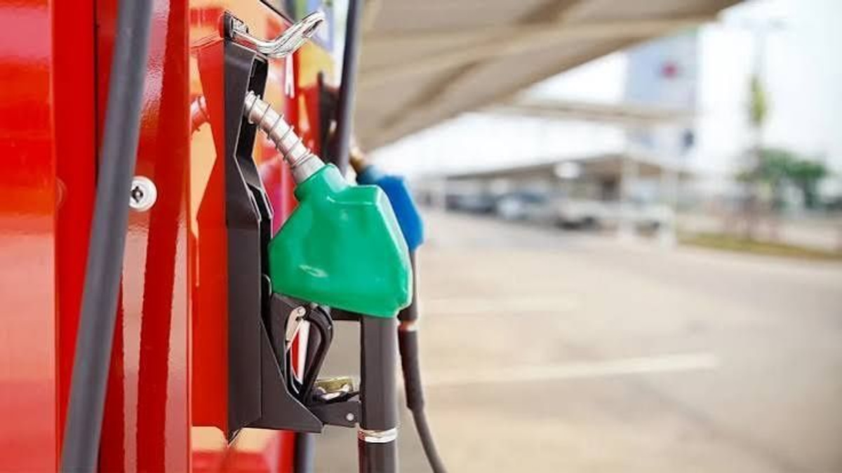 India's E20 Ethanol Fuel Mandate Sparks Major Political Firestorm