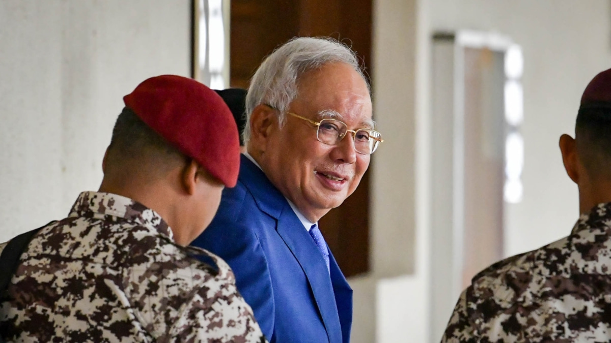 Najib Razak undergoes heart procedure; condition stable, no stent required