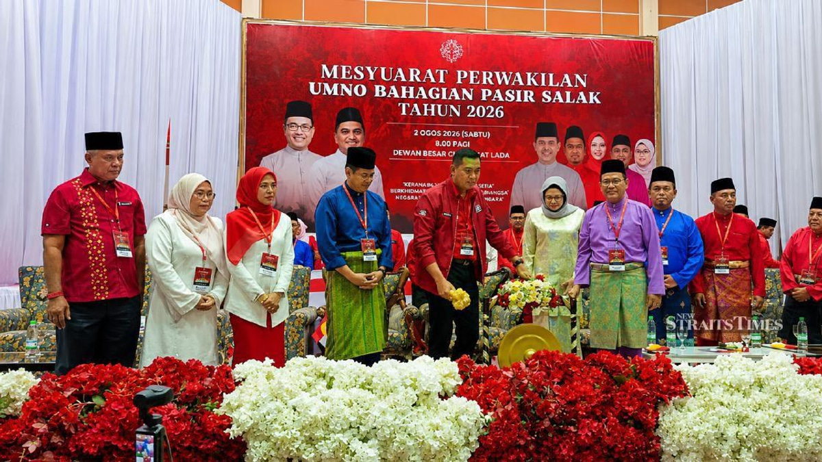 Umno divisions' autonomy on seat deals with PN must be honoured, says Akmal